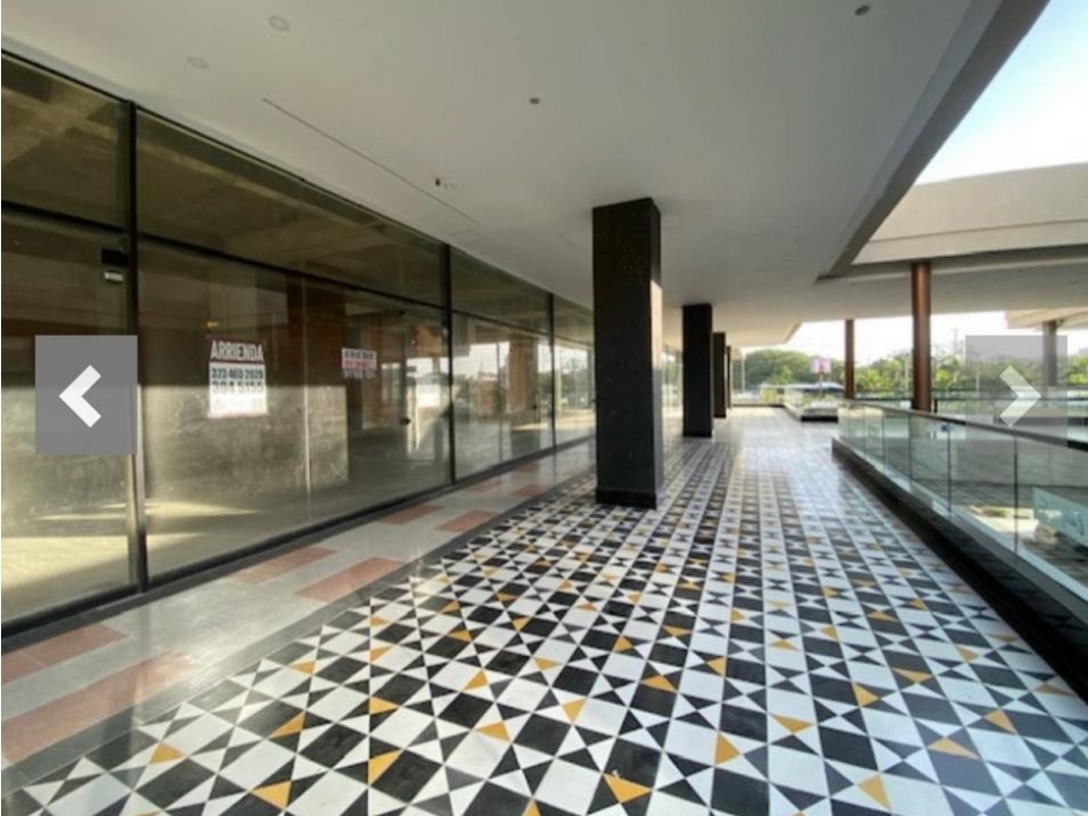 Vendo local en CC plaza campestre - 2