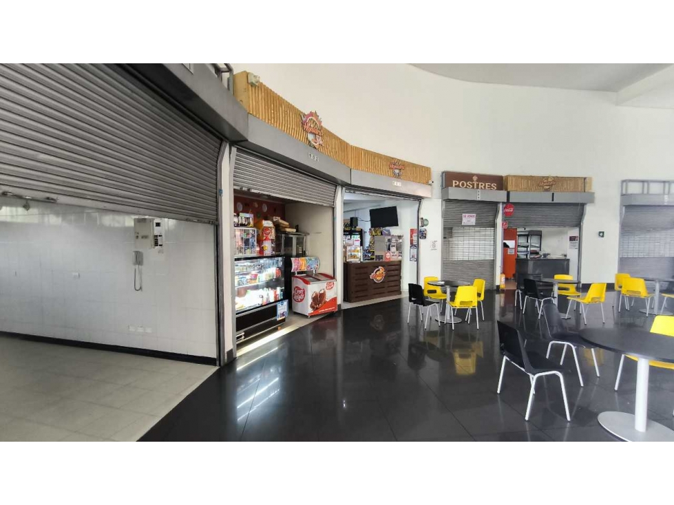 VENDO LOCAL EN MODELIA PLAZOLETA DE COMIDAS CENTRO EMPRESARIAL