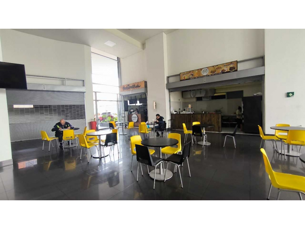 VENDO LOCAL EN MODELIA PLAZOLETA DE COMIDAS CENTRO EMPRESARIAL — foto 3