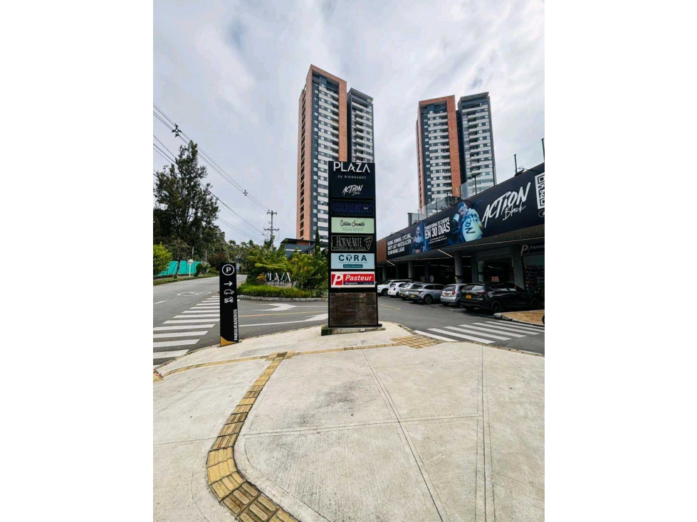 VENDO LOCAL EN RIONEGRO AREA 33MT2 $397MM