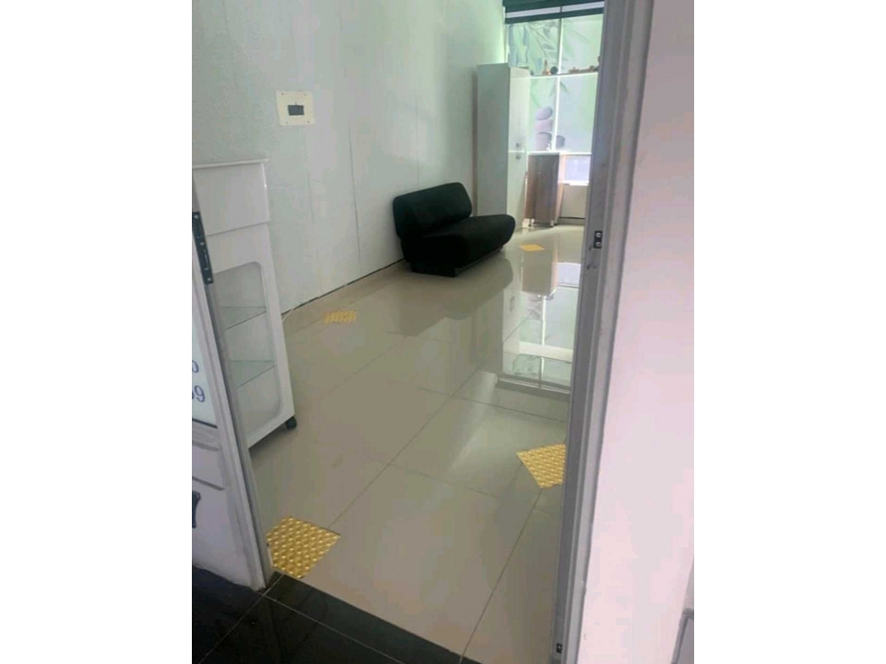VENDO LOCAL EN SANTA BÁRBARA — foto 2