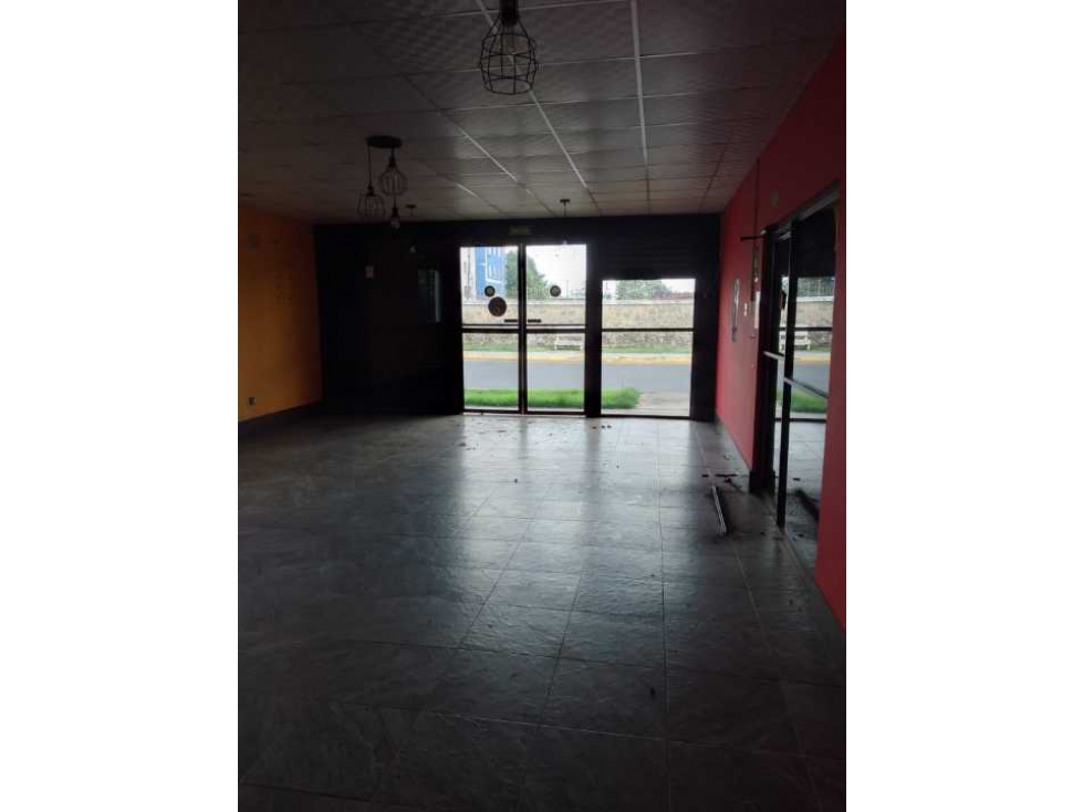 SE VENDE LOCAL COMERCIAL O RESIDENCIAL EN SANTIAGO - 5