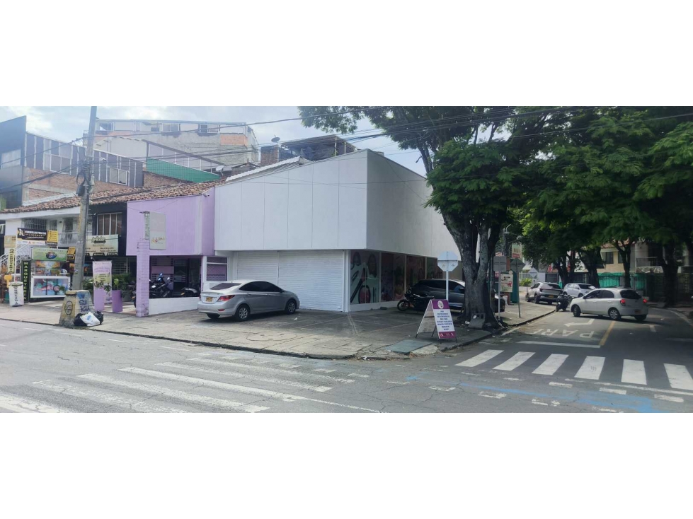 Vendo local esquinero en el sur de cali barrio limonar 370 m² - 1