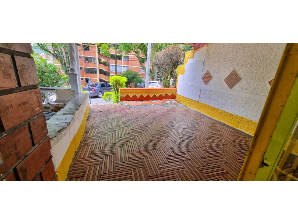 VENDO LOCAL SALSAMENTARIA ACREDITADA UNIDAD CERRADA DOCUMENTOS AL DIA — foto 4