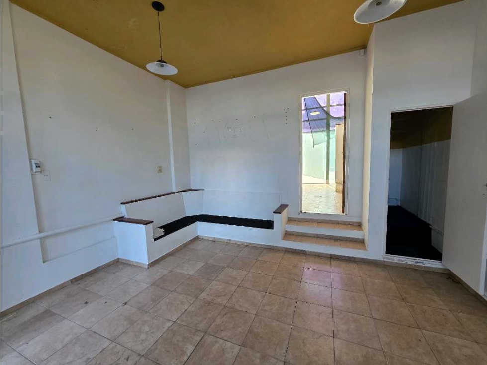 Vendo Local/Oficina de 70 m² en Pleno Centro de Concepción del Uruguay - 5