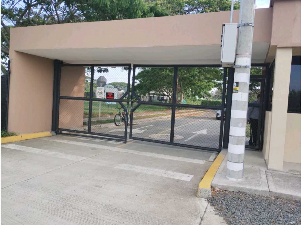 VENDO LOTE CAMPESTRE EN CONDOMINIO ROZO CS - 5