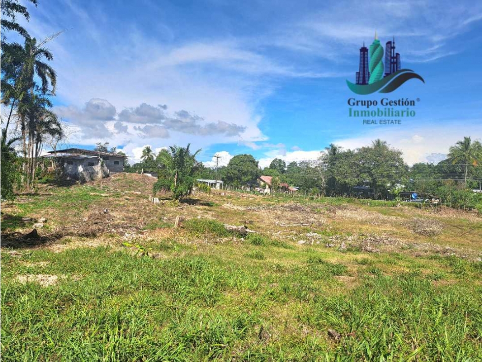 VENDO LOTE COMERCIAL.DE 3.6 HECTAREAS CON.4 CALLES ASFALTADAS CAIZAN - 5