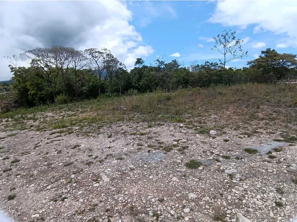 VENDO LOTE DE 600MTS ALTO BOQUETE