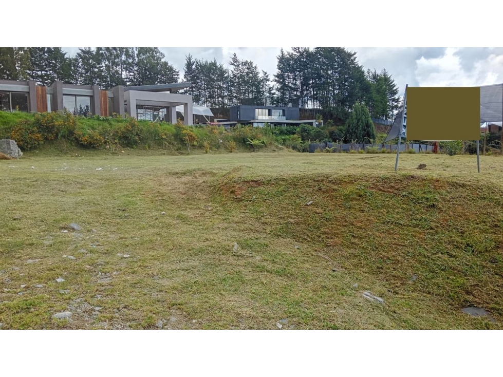 VENDO LOTE EN ALTO PIANO EN EL ALTO DE LAS PALMAS SECTOR MERCAJUSTE — foto 2
