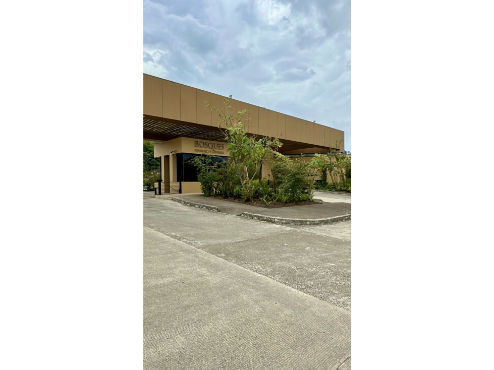 VENDO LOTE EN BOSQUES DE GRANADA Y CAYUNDA ATRÁS DE LA PRADERA POTOSÍ - 5