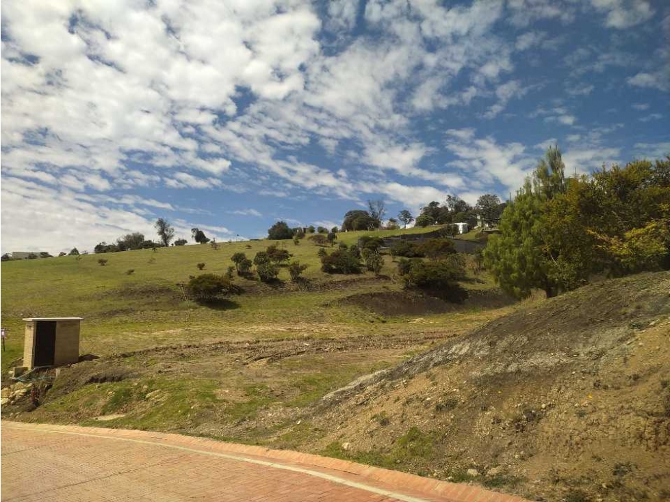 Vendo Lote en MontevioletaCLUB-Vía Yerbabonita-2.027Mtrs-YG - 4