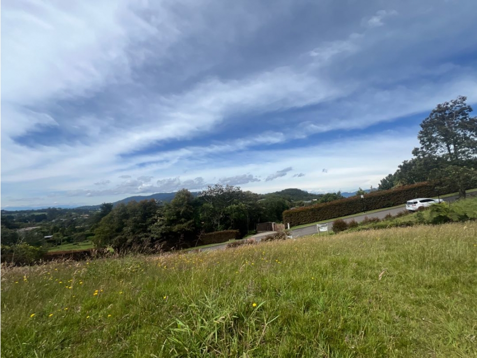 VENDO LOTE EN ENCINILLOS ALTO DE LAS PALMAS LA ACUARELA — foto 4