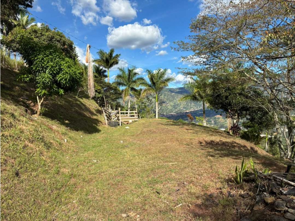 VENDO LOTE EN GIRARDOTA, EL LIMONAR VEREDA CURAZAO