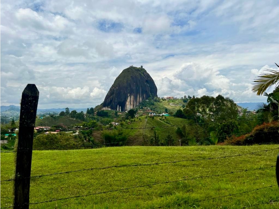 VENDO LOTE EN GUATAPE
