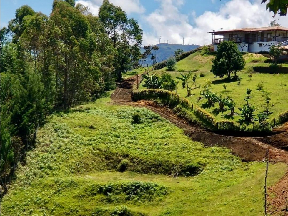 VENDO LOTE EN GUATAPE — foto 4