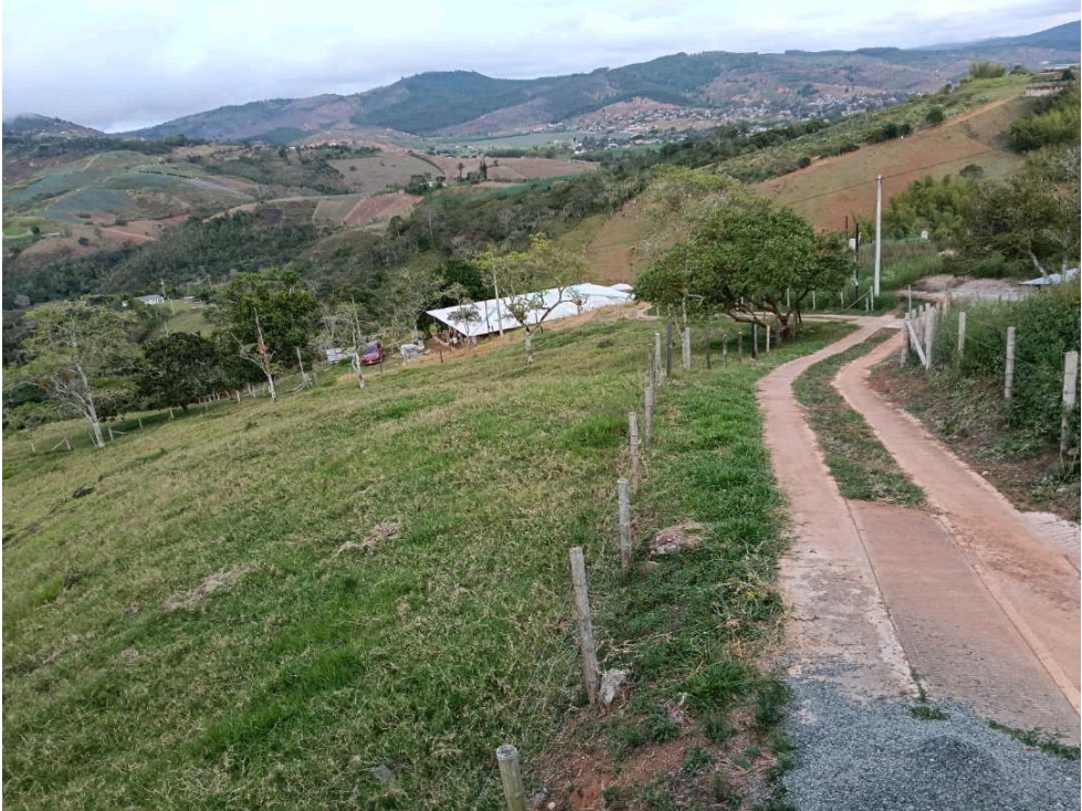 VENDO LOTE EN JIGUALES LA CUMBRE LJ 9159934 - 3