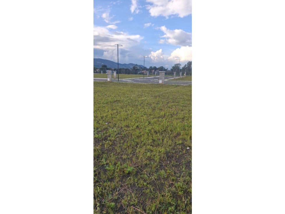 Vendo Lote en La Ceja en unidad cerrada — foto 2