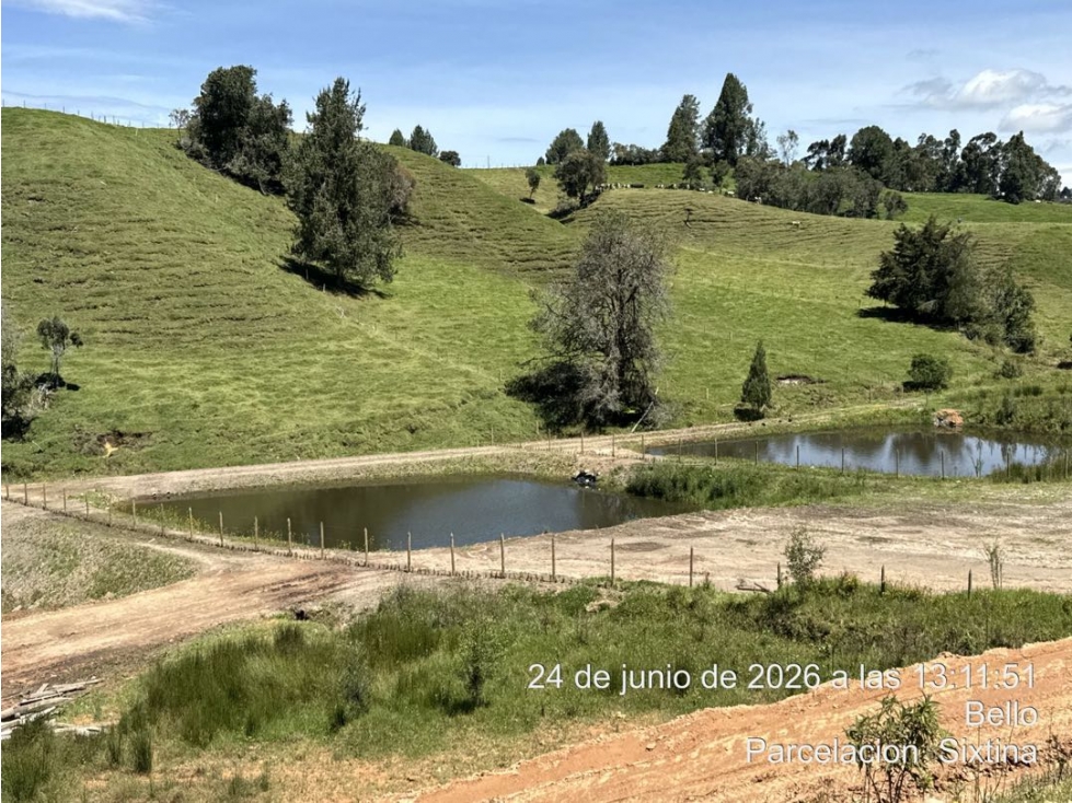 VENDO LOTE EN LA PARCELACION SIXTINA UNICO CON LAGO