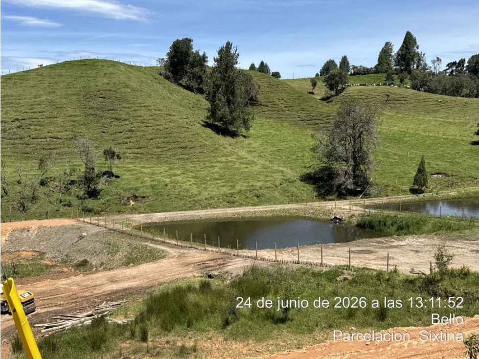 VENDO LOTE EN LA PARCELACION SIXTINA UNICO CON LAGO — foto 2
