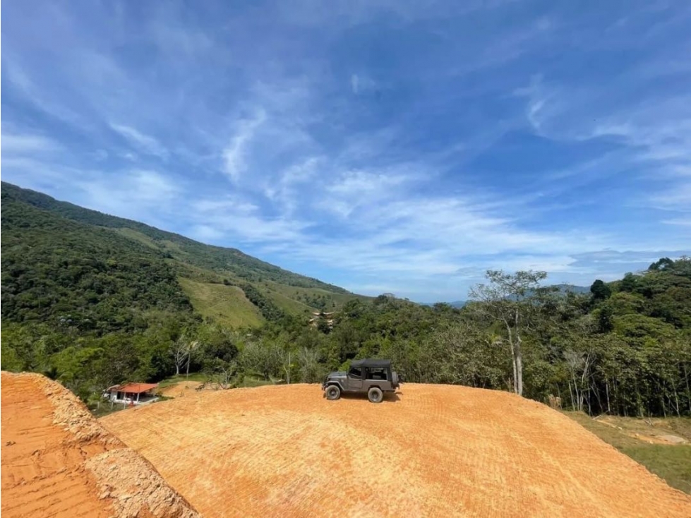 Vendo lote en la v la tebaida san luis