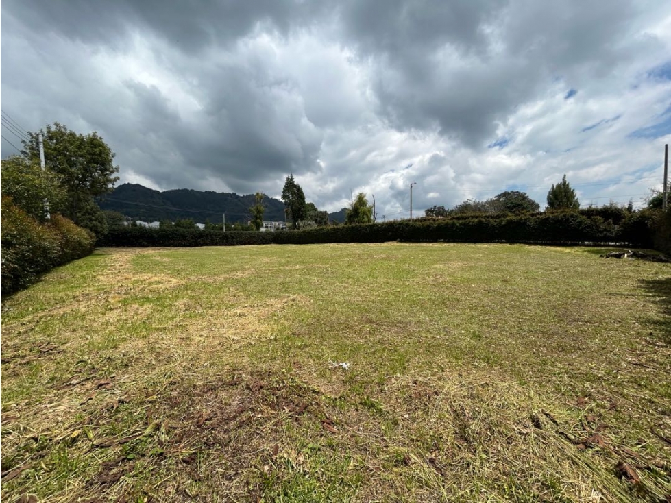 VENDO LOTE EN LA VEREDA FONQUETA MUNICIPIO DE CHIA POR VÍA CHIA COTA - 2