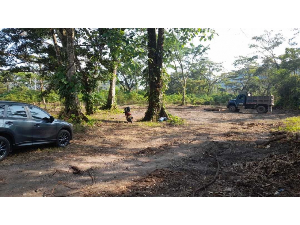 Vendo Lote en Parcelación cerrada Vereda La Argentina Villavicencio - 2