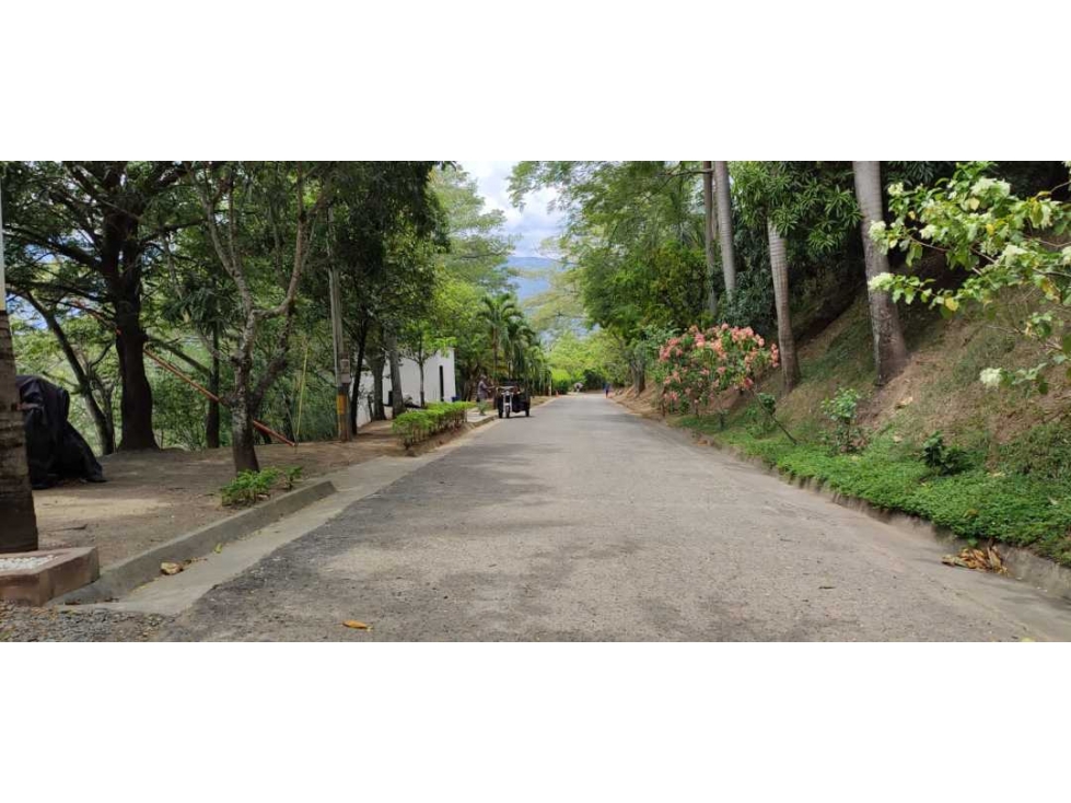 Lote en parcelación Santa Fe 3.300 m² con alta valorización — foto 6