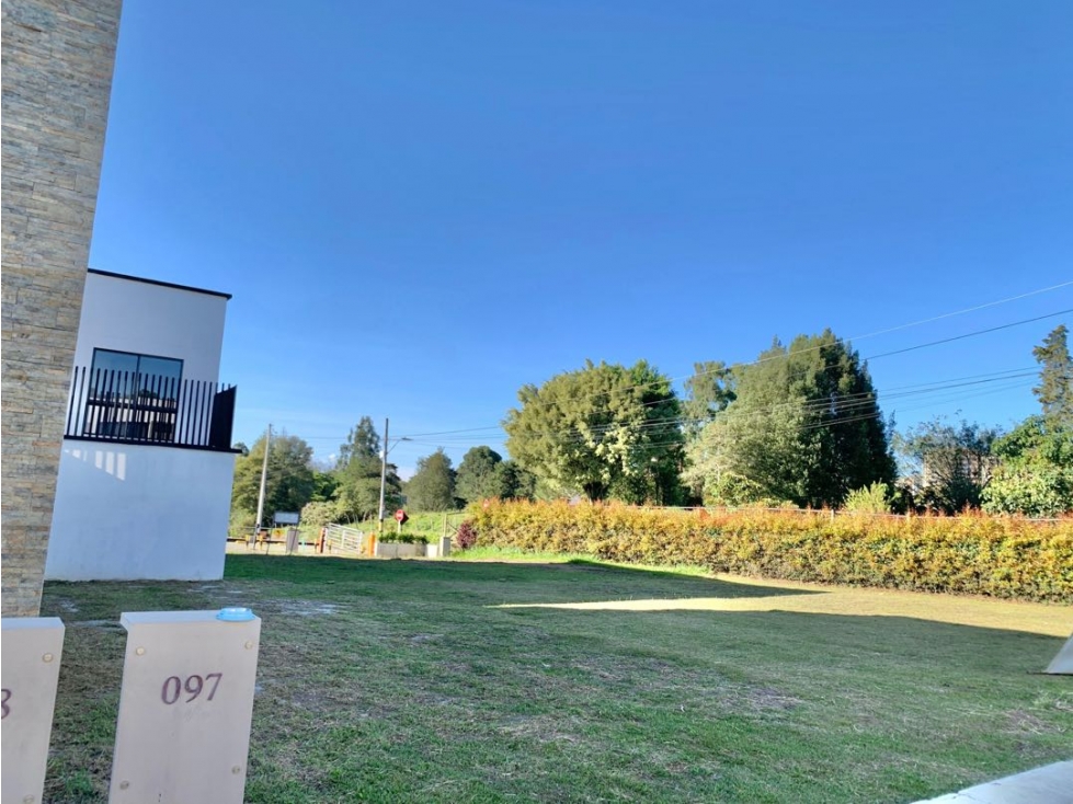 Vendo lote en Reserva de Llanogrande