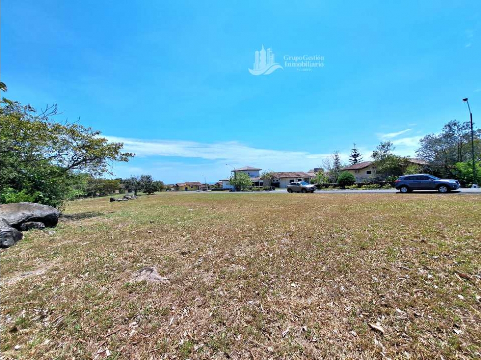 VENDO LOTE EN RESIDENCIAL CON GARITA DE SEGURIDAD — foto 6