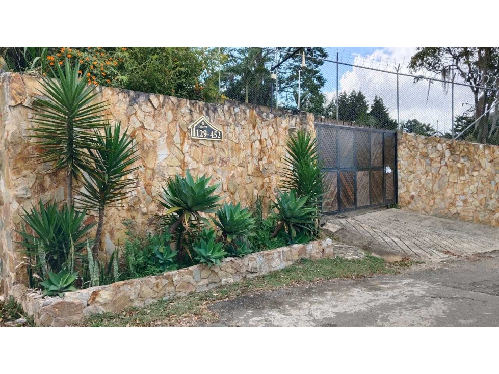 VENDO LOTE EN SAN CRISTOBAL MEDELLIN PARCELACION VIA BOQUERON.