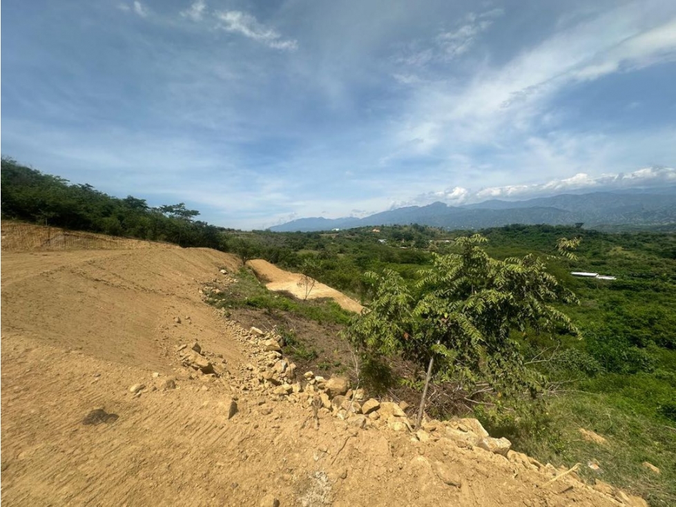 VENDO LOTE EN SOPETRAN EN PARCELACIÓN PARA CONSTRUIR