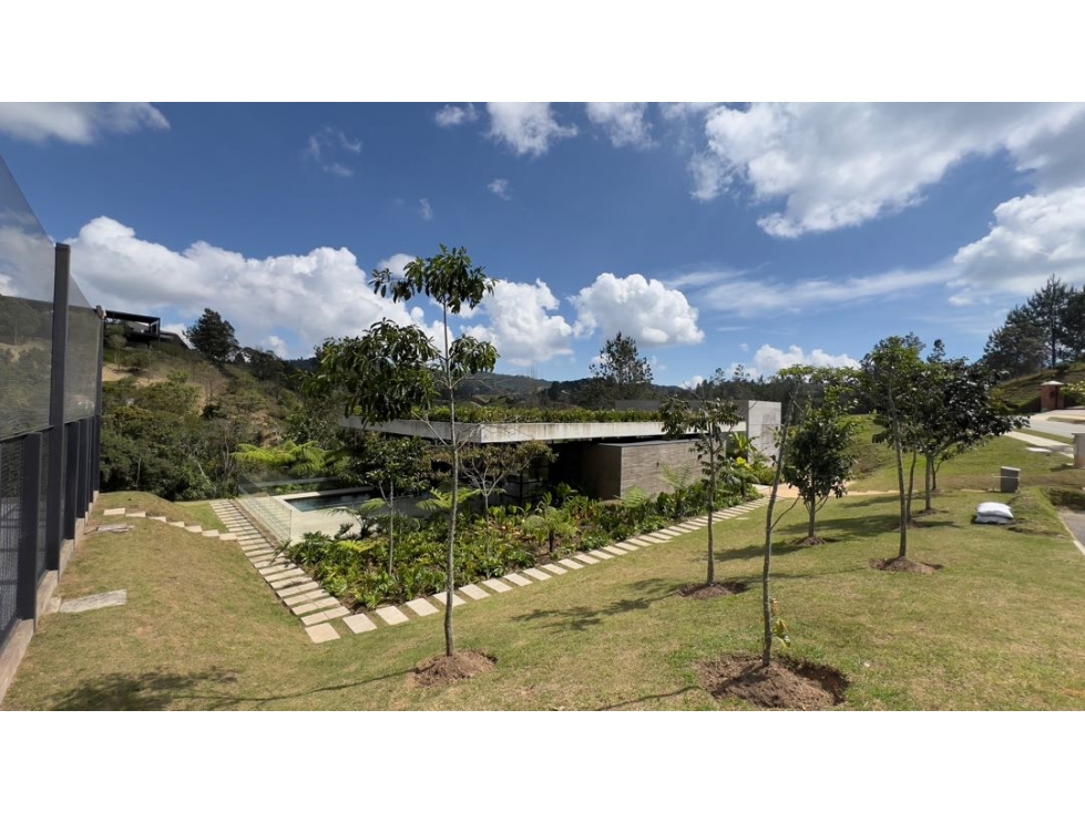 VENDO LOTE EN VOLTA HOUSING / ENVIGADO CERCA AL LICEO FRANCÉS — foto 4