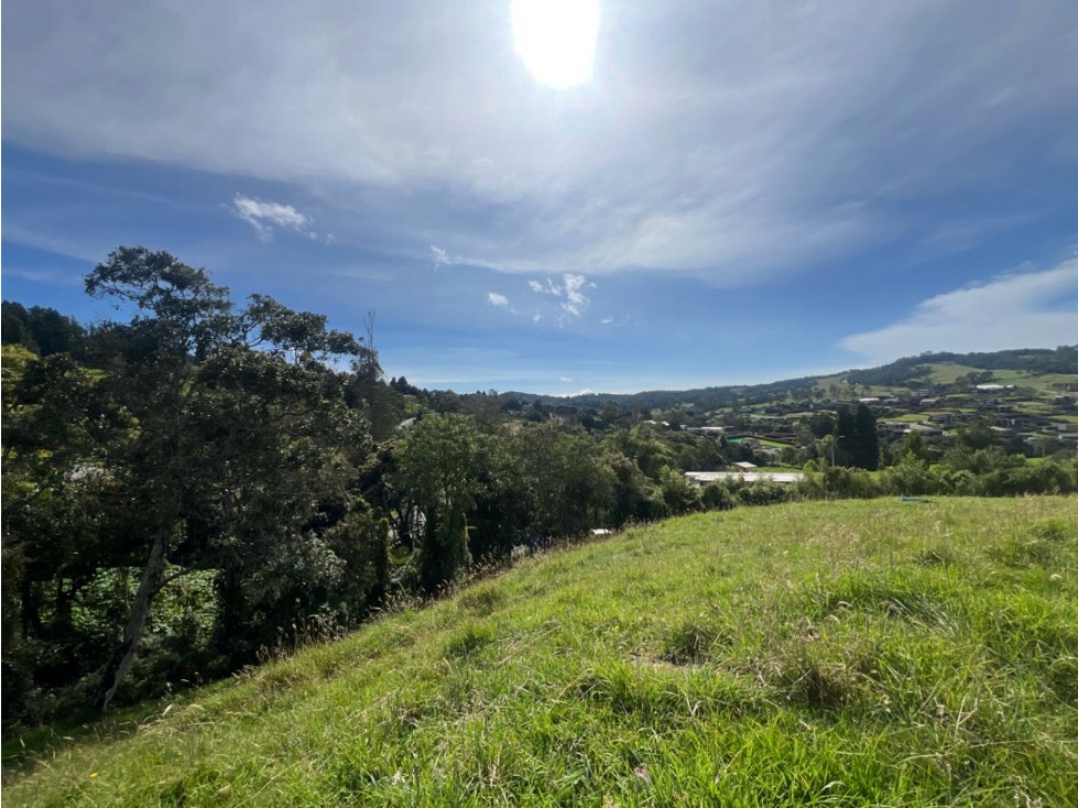 VENDO LOTE INDEPENDIENTE EN LA ACUARELA ALTO DE LAS PALMAS — foto 6
