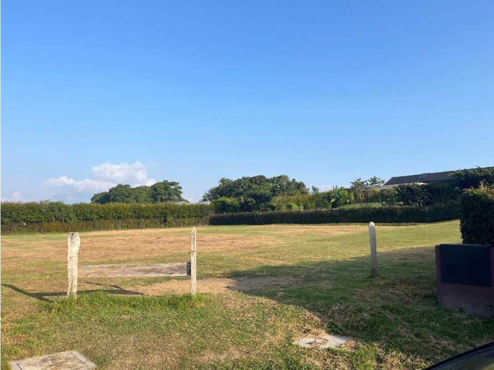 VENDO LOTE PARCELACION CERRADA LLANOGRANDE 1 — foto 2