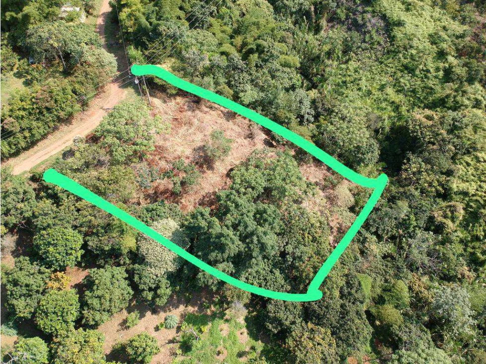 Vendo lote sur de cali la reforma 3200 m2 con matricula inmobiliaria
