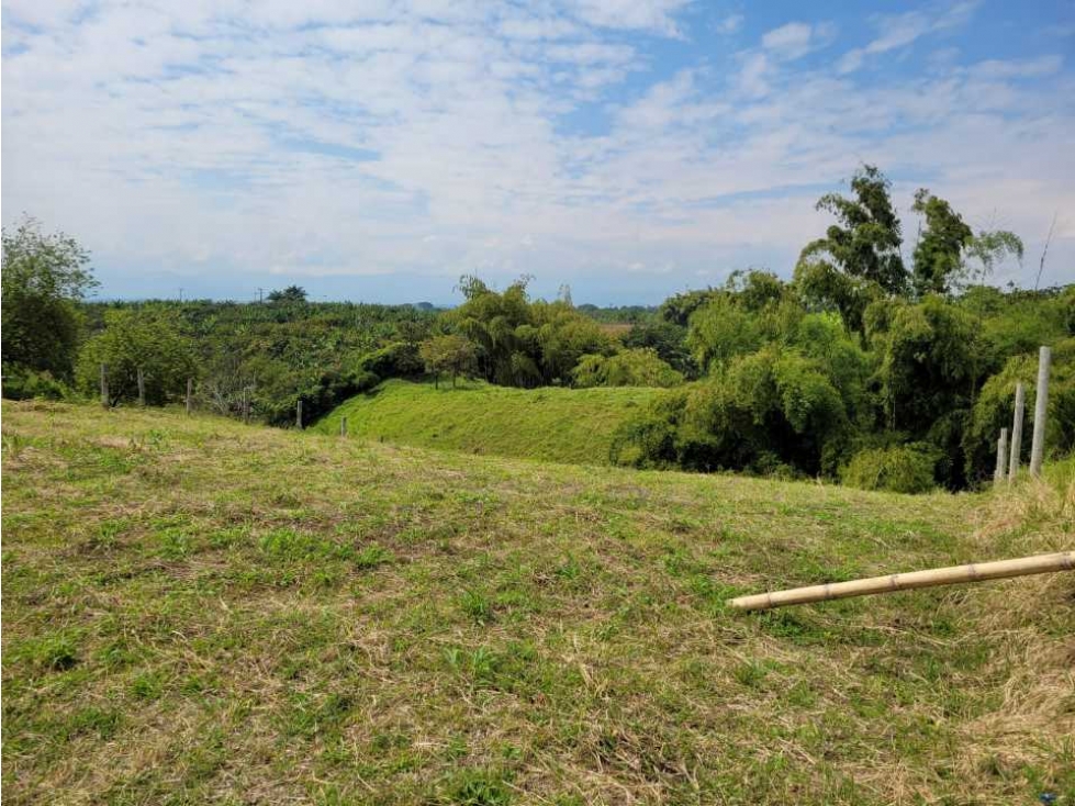 VENDO LOTE VÍA CONDINA — foto 4