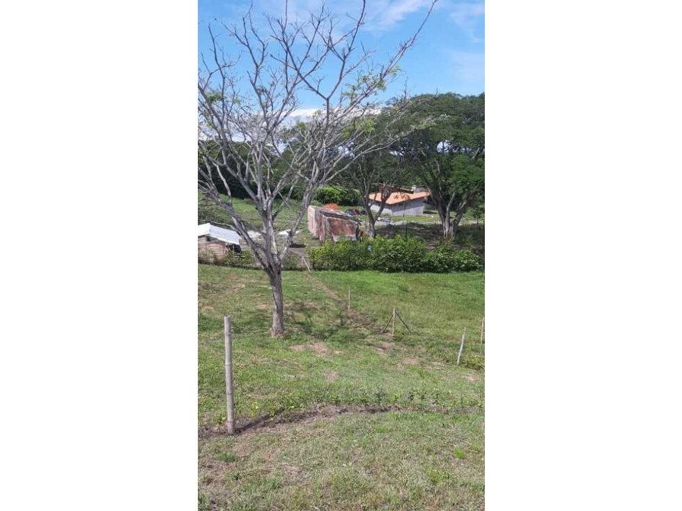 VENDO LOTE EN CONDOMINIO EN CARTAGO - 1