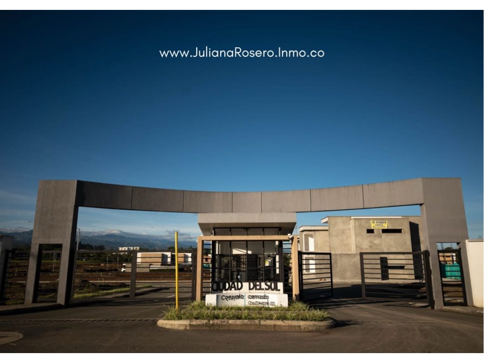 VENDO LOTES URBANOS EN CIUDAD DEL SOL (VARIANTE NORTE) - 1