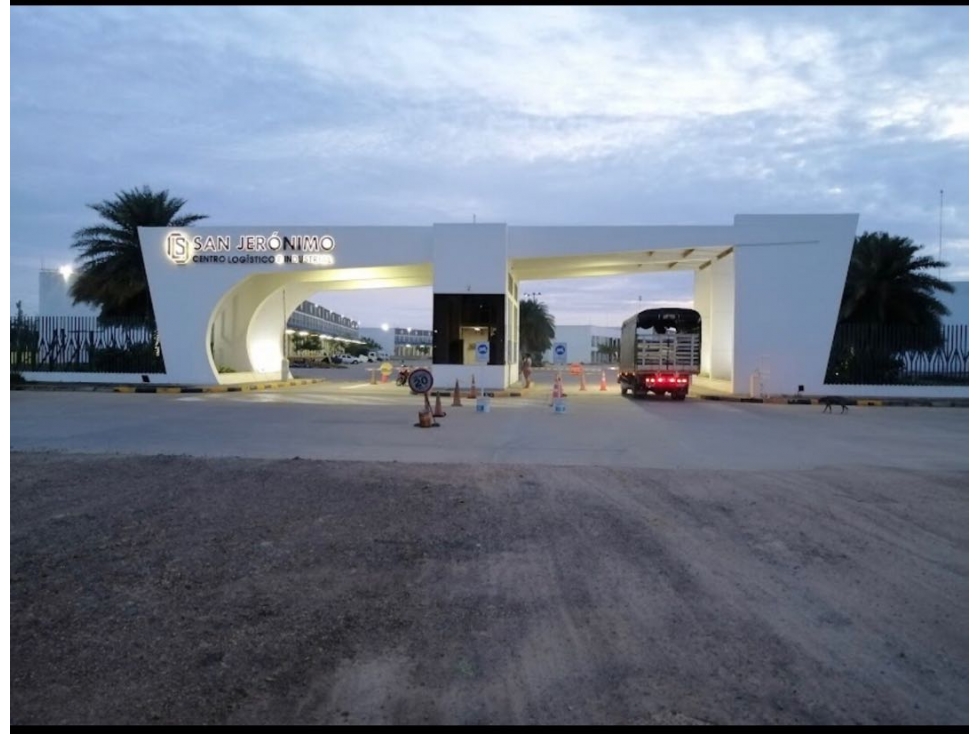 VENDO LOTES Y BODEGAS. CENTRO LOGÍSTICO E INDUSTRIAL. MONTERIA — foto 3