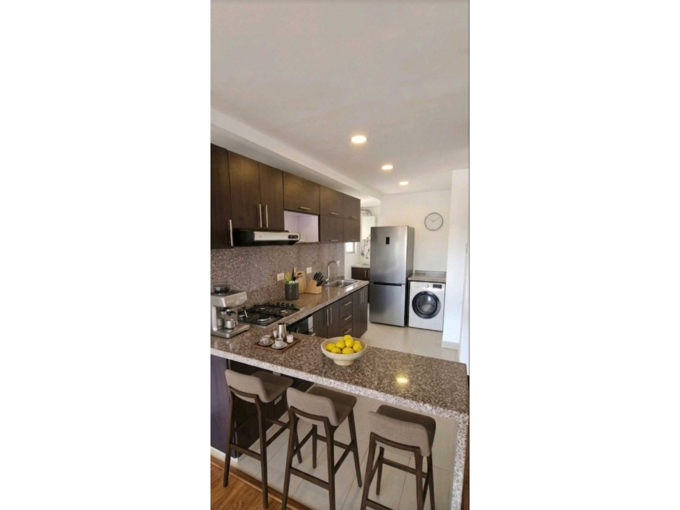 VENDO MAGNIFICO PENTHOUSE DUPLEX EN LISBOA, 113 M2 2 HAB, 2 TERRAZAS — foto 5