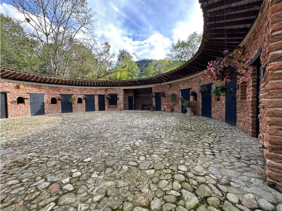 VENDO MARAVILLOSA FINCA EN LA CEJA-ANTIOQUIA — foto 2