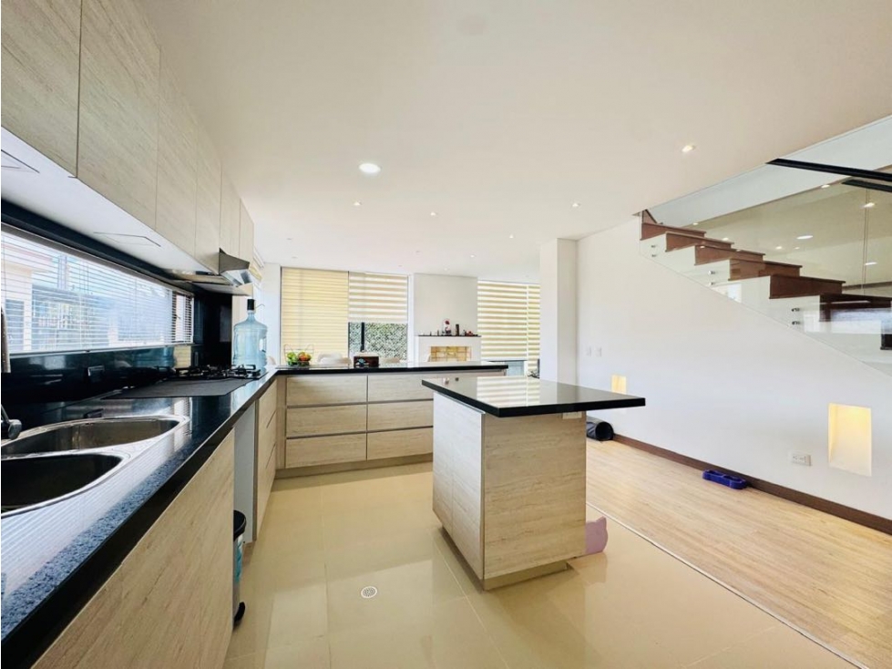 Vendo moderna casa de dos niveles sector la Floresta en chia. — foto 6