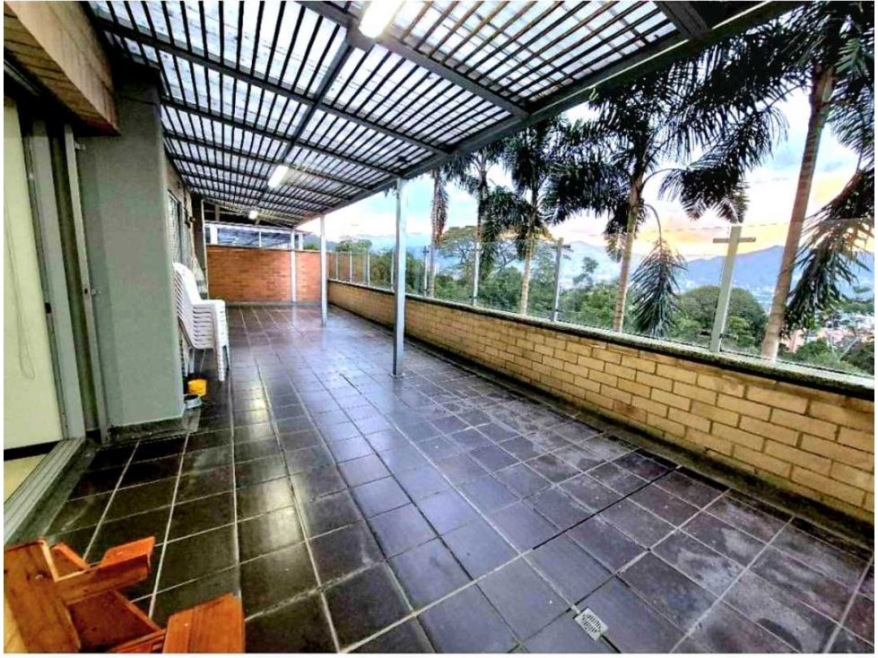 VENDO MODERNO APARTAMENTO CON GRAN TERRAZA ENVIGADO — foto 3