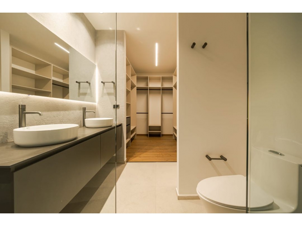 Vendo moderno apartamento en El Campestre - Poblado — foto 4