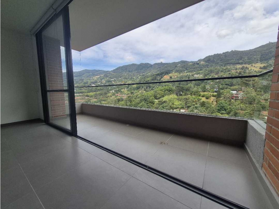 VENTA MODERNO APARTAMENTO EN ENVIGADO - BIOCITY. VISTA DEFINIDA — foto 2