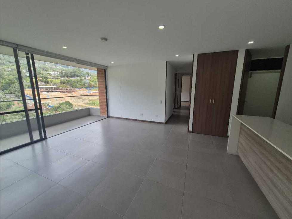 VENTA MODERNO APARTAMENTO EN ENVIGADO - BIOCITY. VISTA DEFINIDA — foto 3