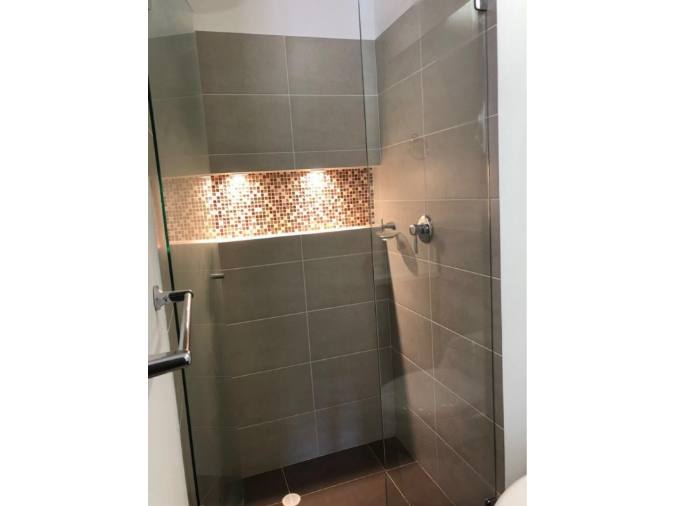 Vendo moderno apartamento en Santa Bárbara, Bogotá — foto 5