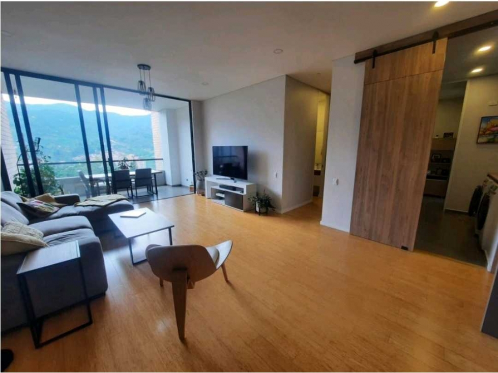 VENDO MODERNO PENTHOUSE DUPLEX ESPECTACULAR VISTA A LA CIUDAD ENVIGADO — foto 3