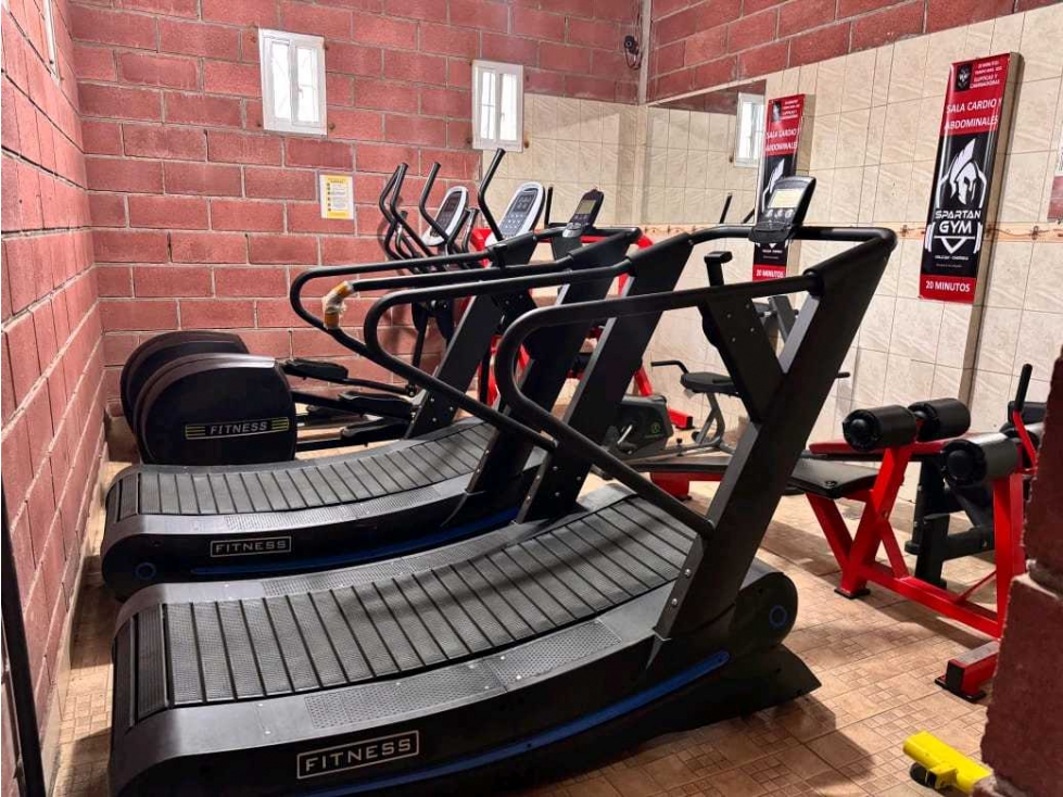 Vendo negocio de Gimnasio en Volcan, sin el local. 100% rentable ! - 6