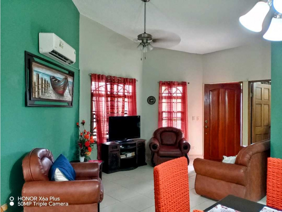 Vendo o alquilo espectacular apartamento en David. Céntrico y seguro - 3